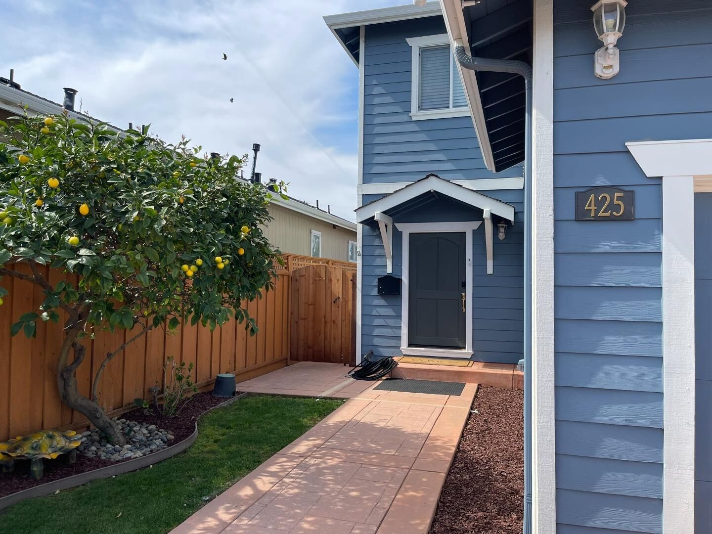Property Photo:  425 Arleta Avenue  CA 95128 