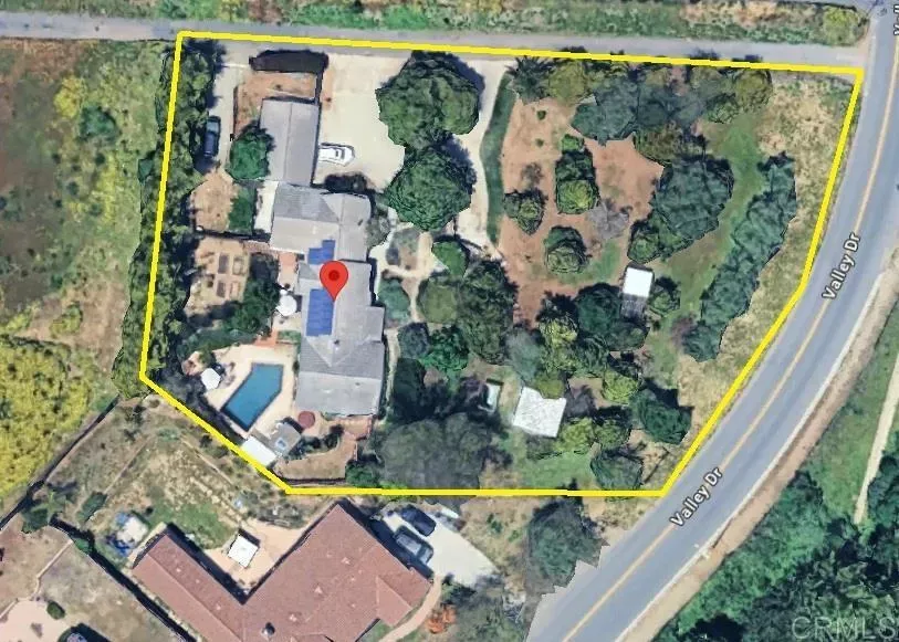Property Photo:  919 Valley Dr  CA 92084 