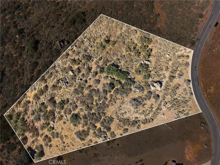 Property Photo:  26541 Skyline Drive  CA 93561 