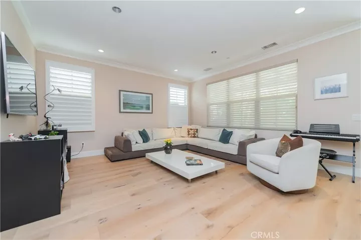 Property Photo: 224 Wyndover CA 92620