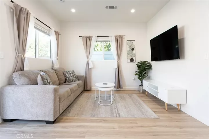 Property Photo:  2002 W Victory  CA 91506 