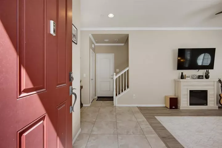 Property Photo: 37375 Paseo Tulipa CA 92563