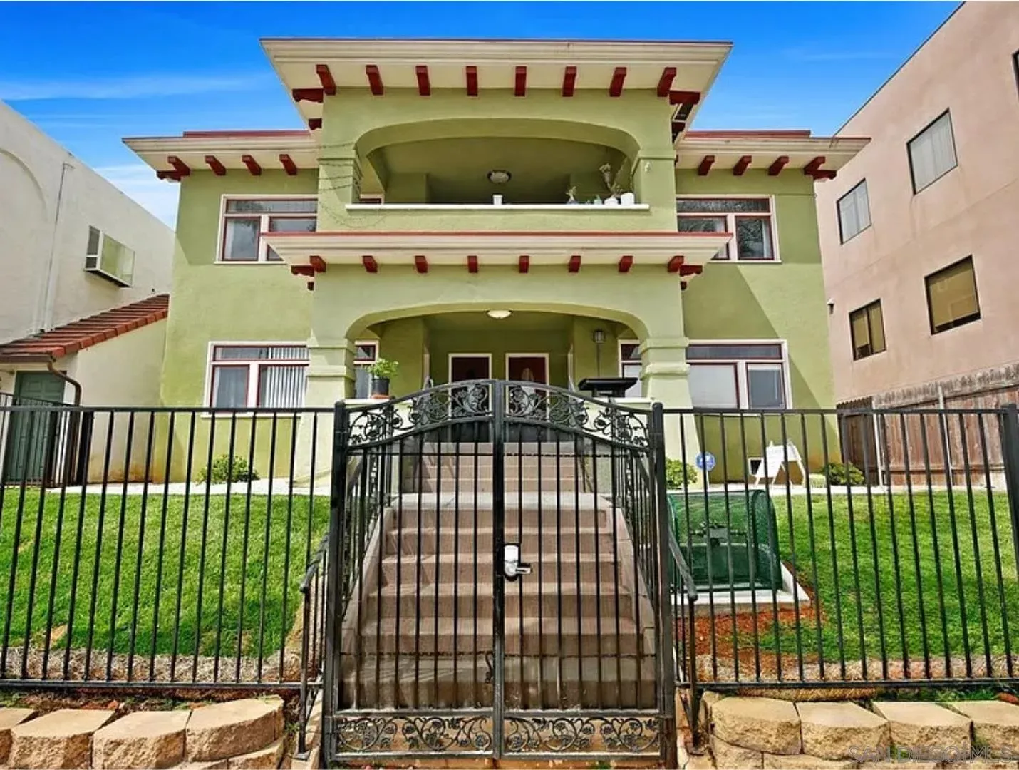 Property Photo: 3574 4th Ave. (-80) CA 92103