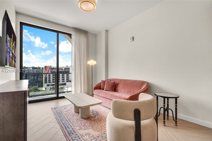 Property Photo: 2700 NW 2nd Avenue 809 FL 33127