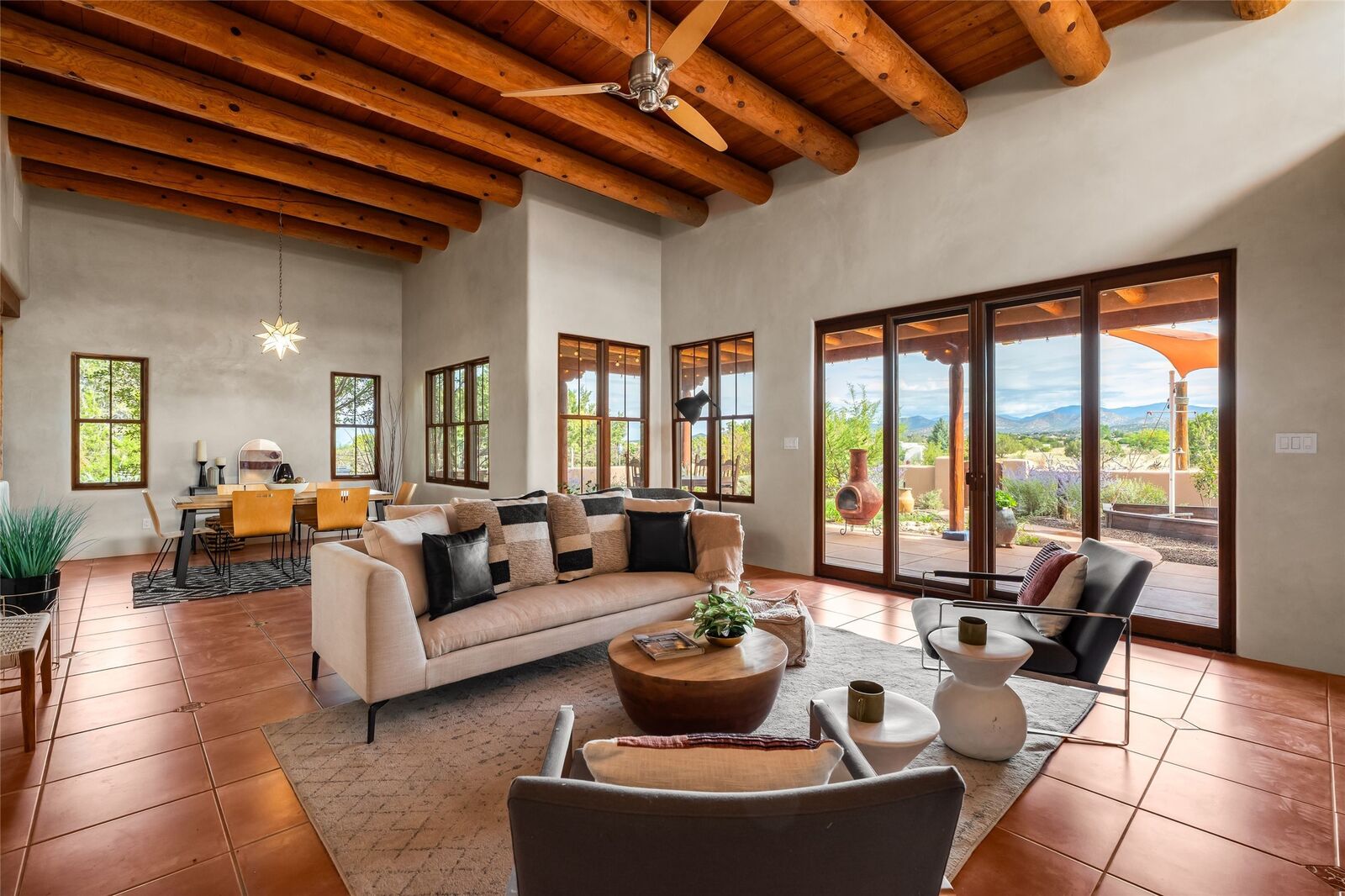 Property Photo:  66 Condesa Road  NM 87508 