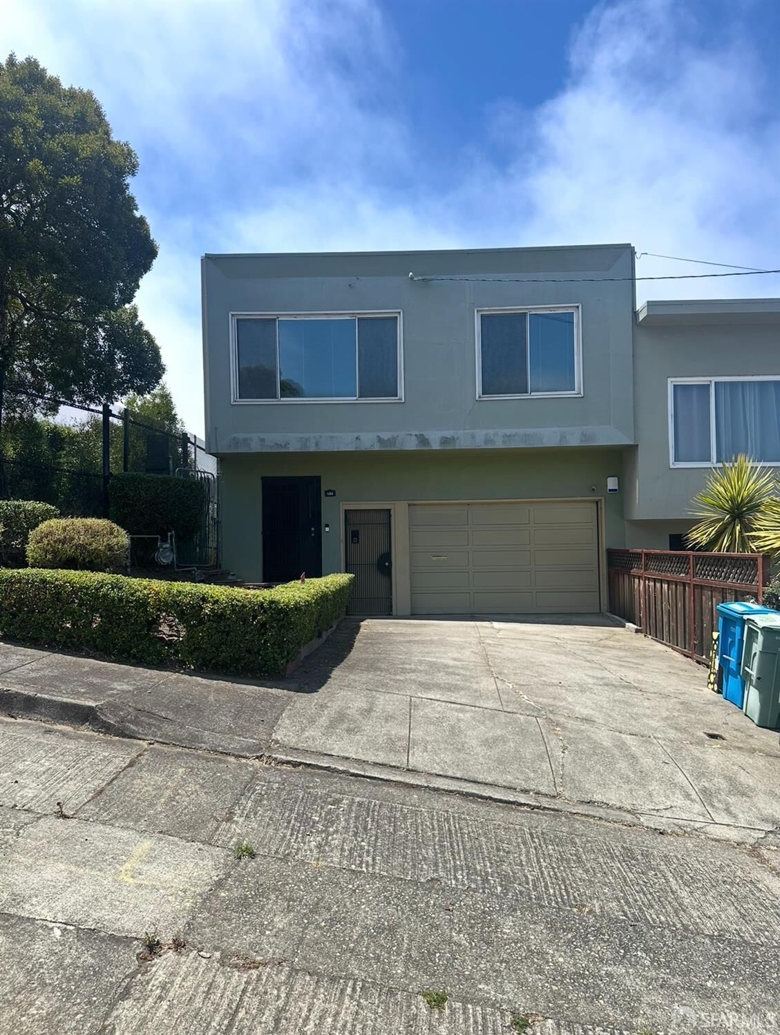 Property Photo:  104 Charter Oak Avenue  CA 94124 