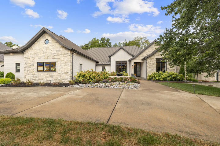 Property Photo:  5273 S Applecross Way  MO 65809 
