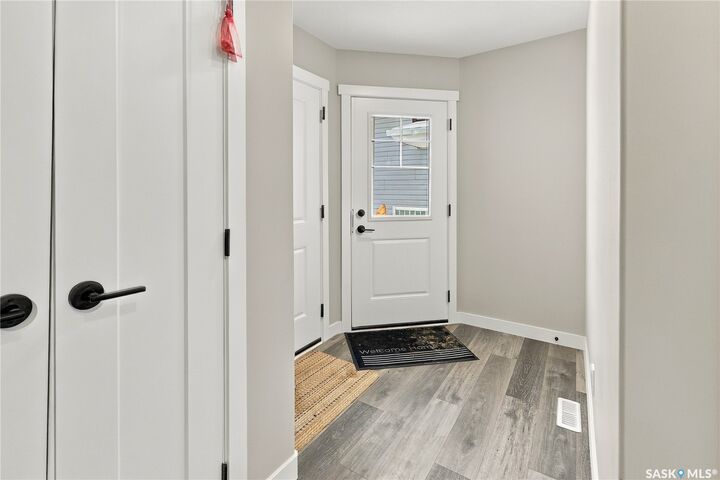 Property Photo:  3060 Dumont Way  SK S4V 3Z3 