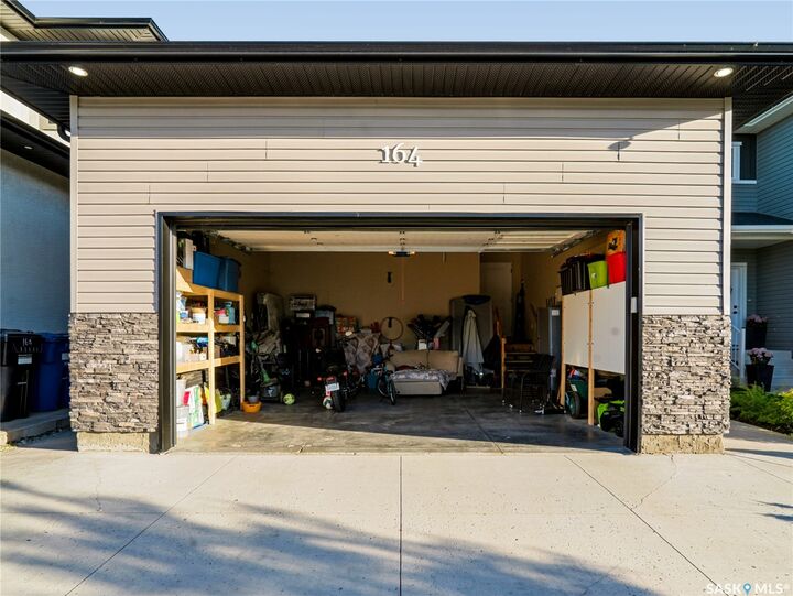 Property Photo:  164 Thakur Street  SK S7W 1C4 