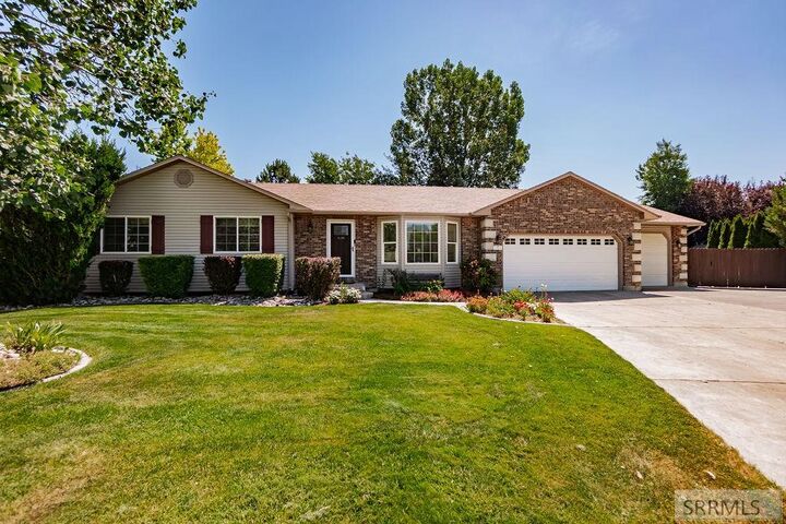 Property Photo:  1184 Shadow Mountain Court  ID 83404 