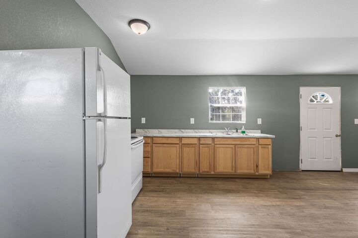 Property Photo:  985 NE Gooseberry Street  FL 32059 
