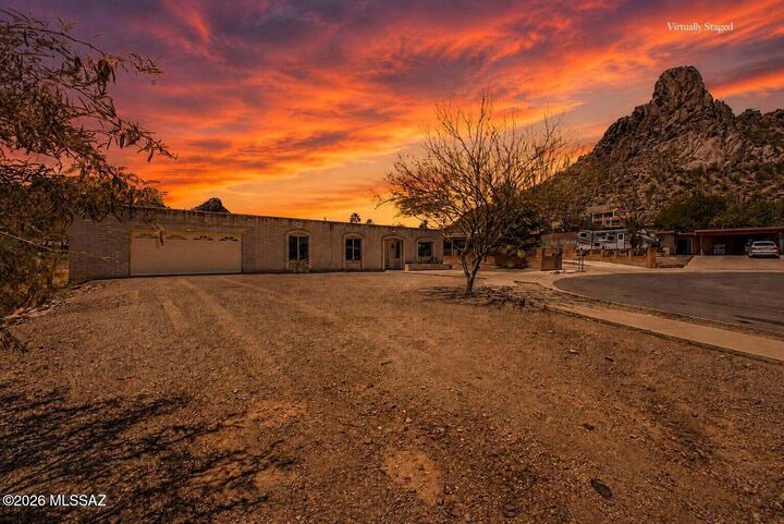 Property Photo: 3225 W Dakota Street AZ 85746