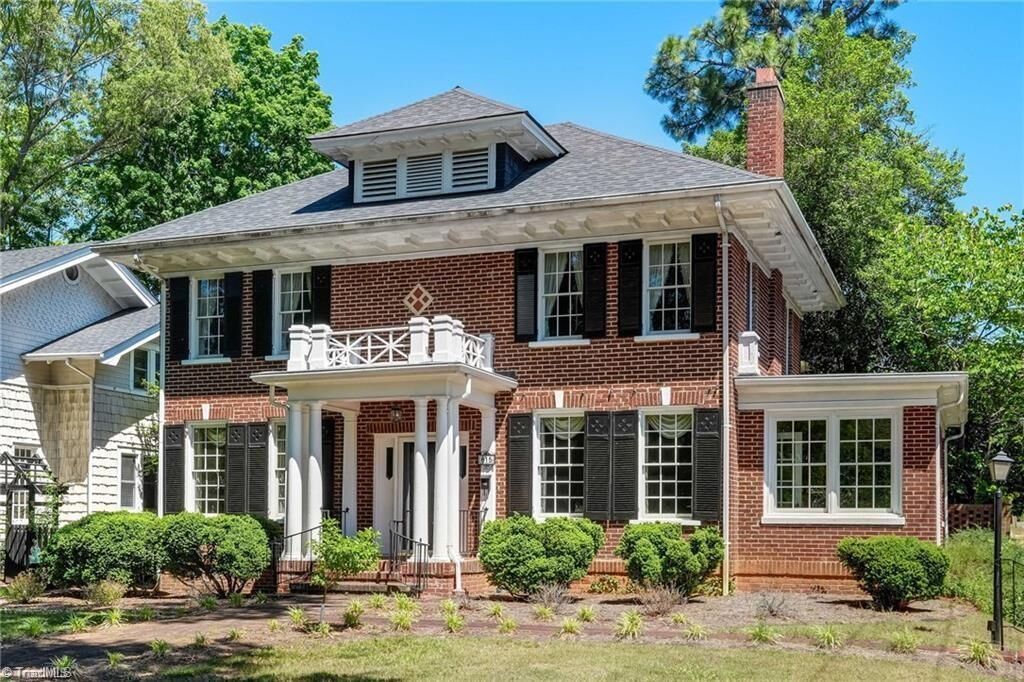 Property Photo: 815 Main Street NC 27320