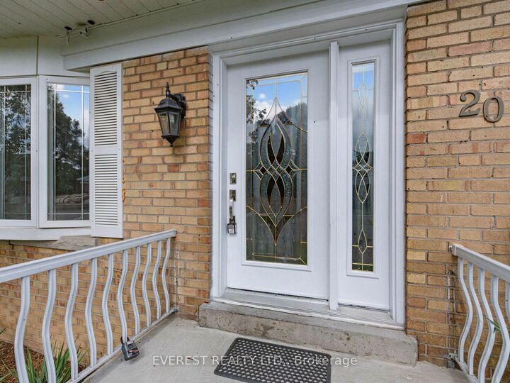 Property Photo:  20 Japonica Road  ON M1R 4S2 