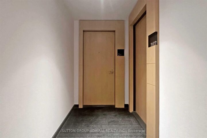 Property Photo:  11 Wellesley Street 3411  ON M4Y 1E8 
