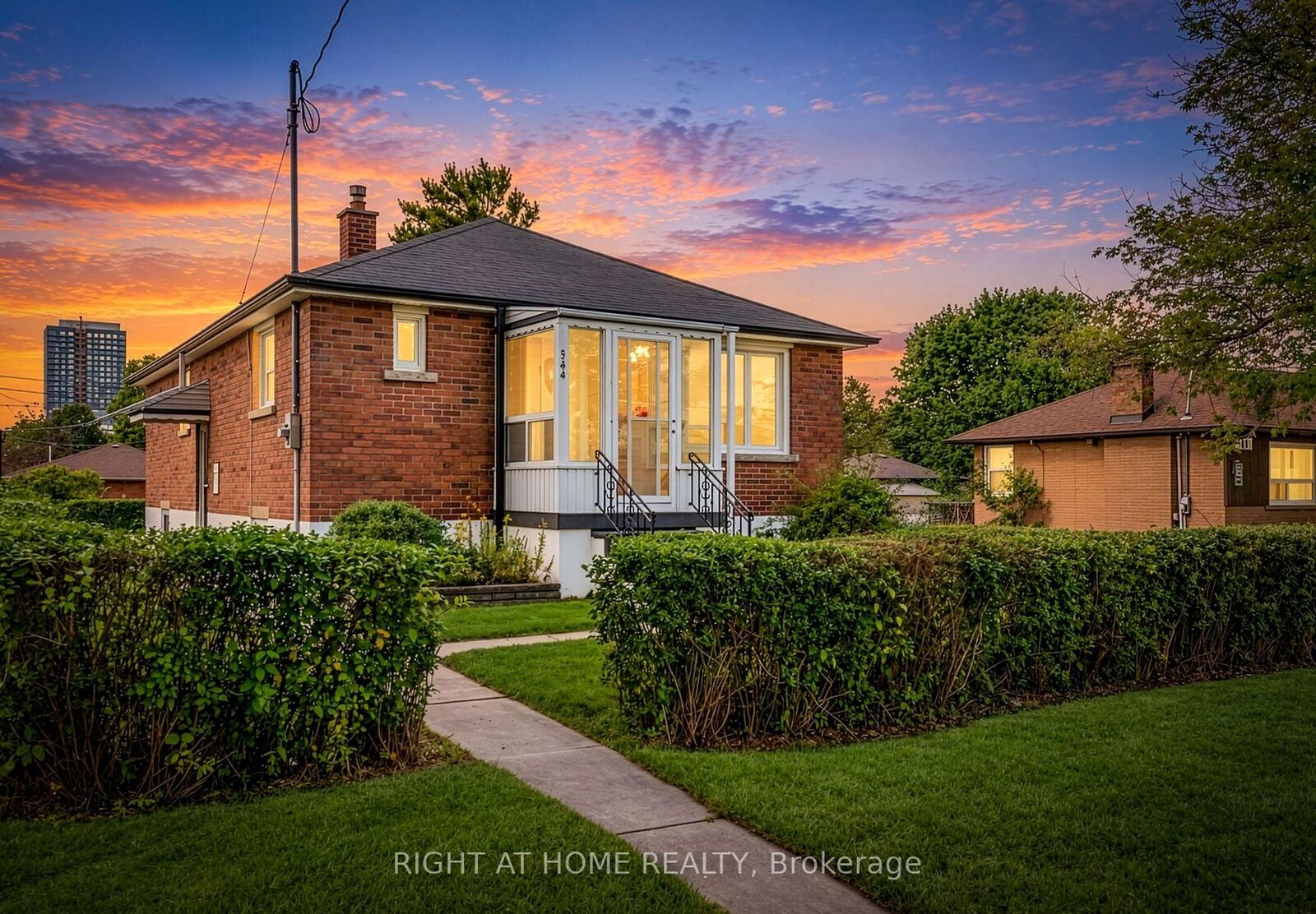 Property Photo: 544 Brimley Road ON M1J 1A8