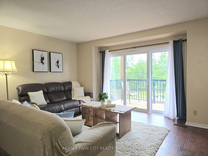 Property Photo:  250 Keats Way 6  ON N2L 6J5 