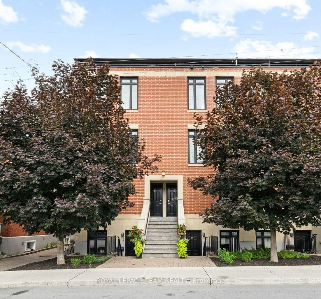 Property Photo:  31 Springfield Road C  ON K1M 1C8 