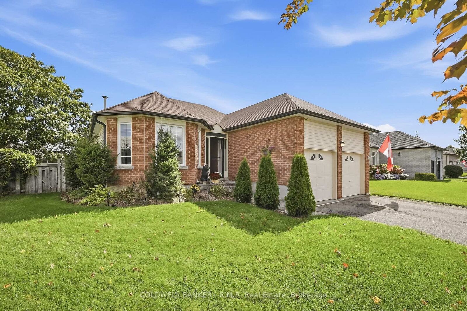 Property Photo:  25 Cedar Court  ON K9V 6A9 