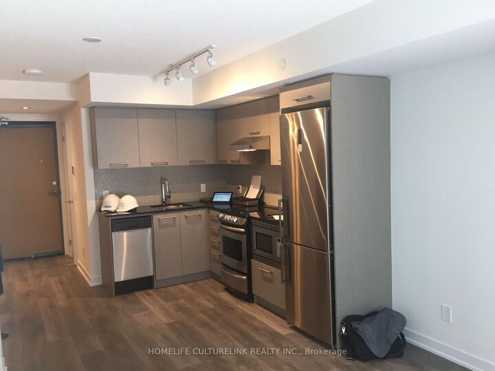 Property Photo:  87 Peter Street 601  ON M5V 0P1 