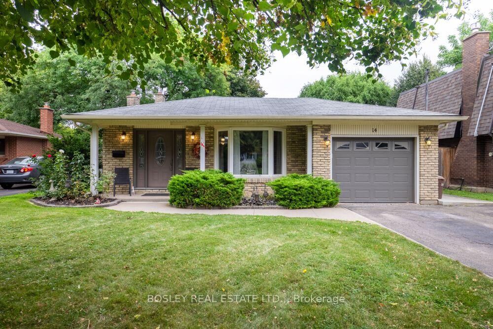 Property Photo:  14 Ameer Drive  ON L2N 3S8 