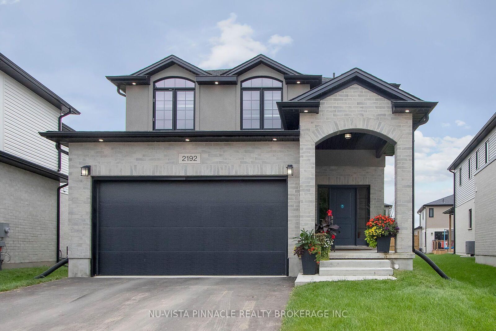 Property Photo:  2192 Saddlerock Avenue  ON N6G 3W3 