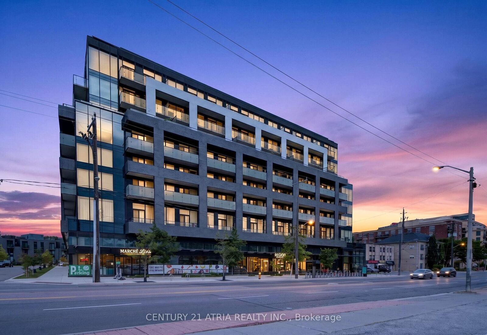 Property Photo:  4208 Dundas Street W 509  ON M8X 0B1 