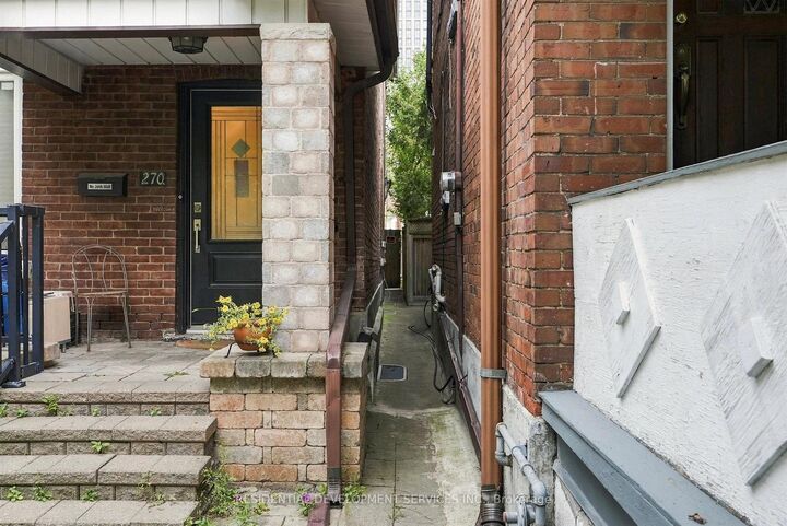 Property Photo: 270 Havelock Street Bsmt ON M6H 3B9