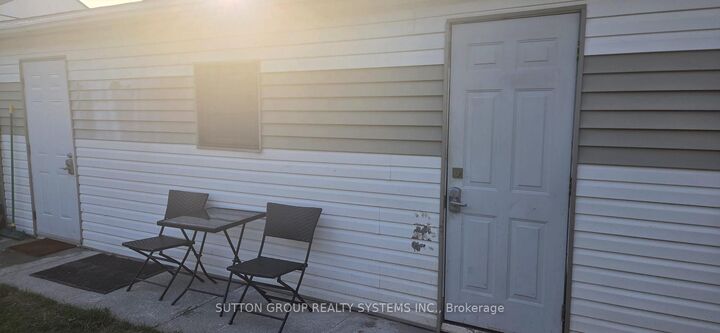 Property Photo:  290 Morden Road Suite G  ON L6K 2S5 
