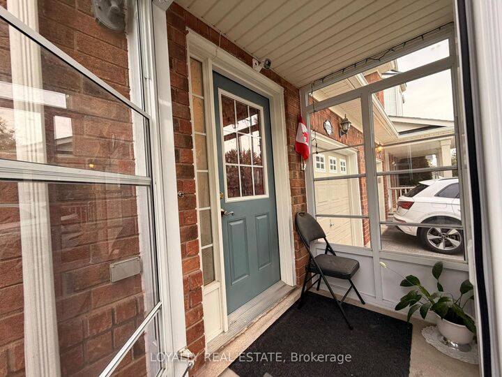 Property Photo:  