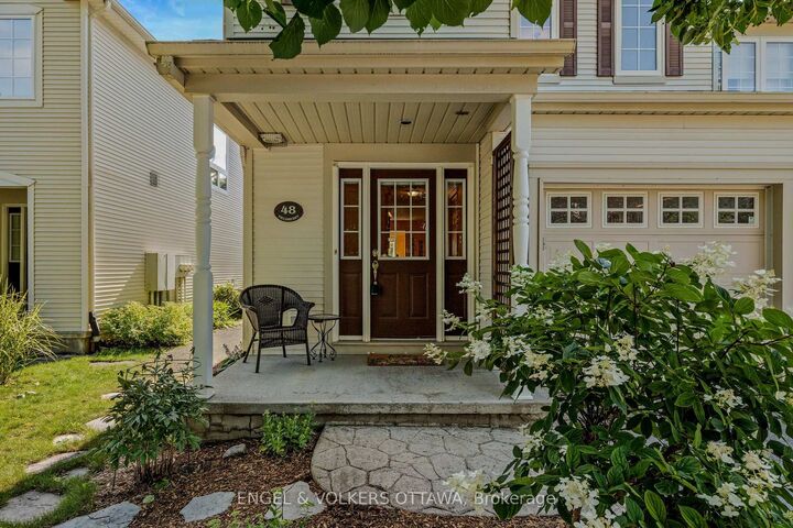 Property Photo:  48 Fieldberry Private  ON K2J 5E8 