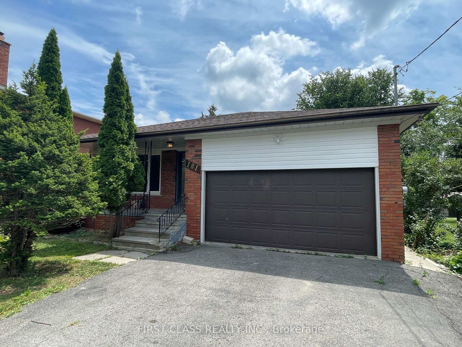Property Photo:  181 Wedgewood Drive Lower  ON M2M 2H8 