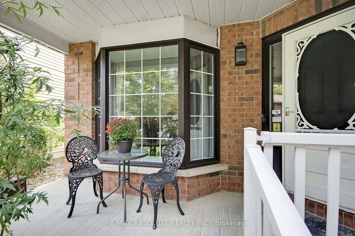 Property Photo:  38 Forestglade Crescent  ON K1G 5V8 