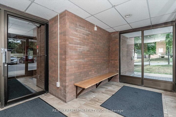 Property Photo:  10 Ajax Street 203  ON N1H 7N6 