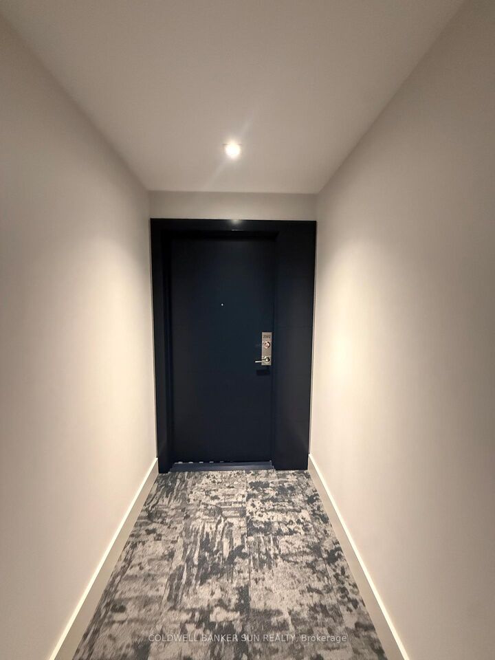 Property Photo:  75 James Street S 2502  ON L8P 2Y9 