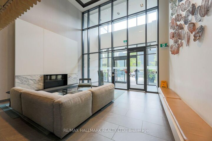 Property Photo:  225 Sumach Street 405  ON M5A 0P8 