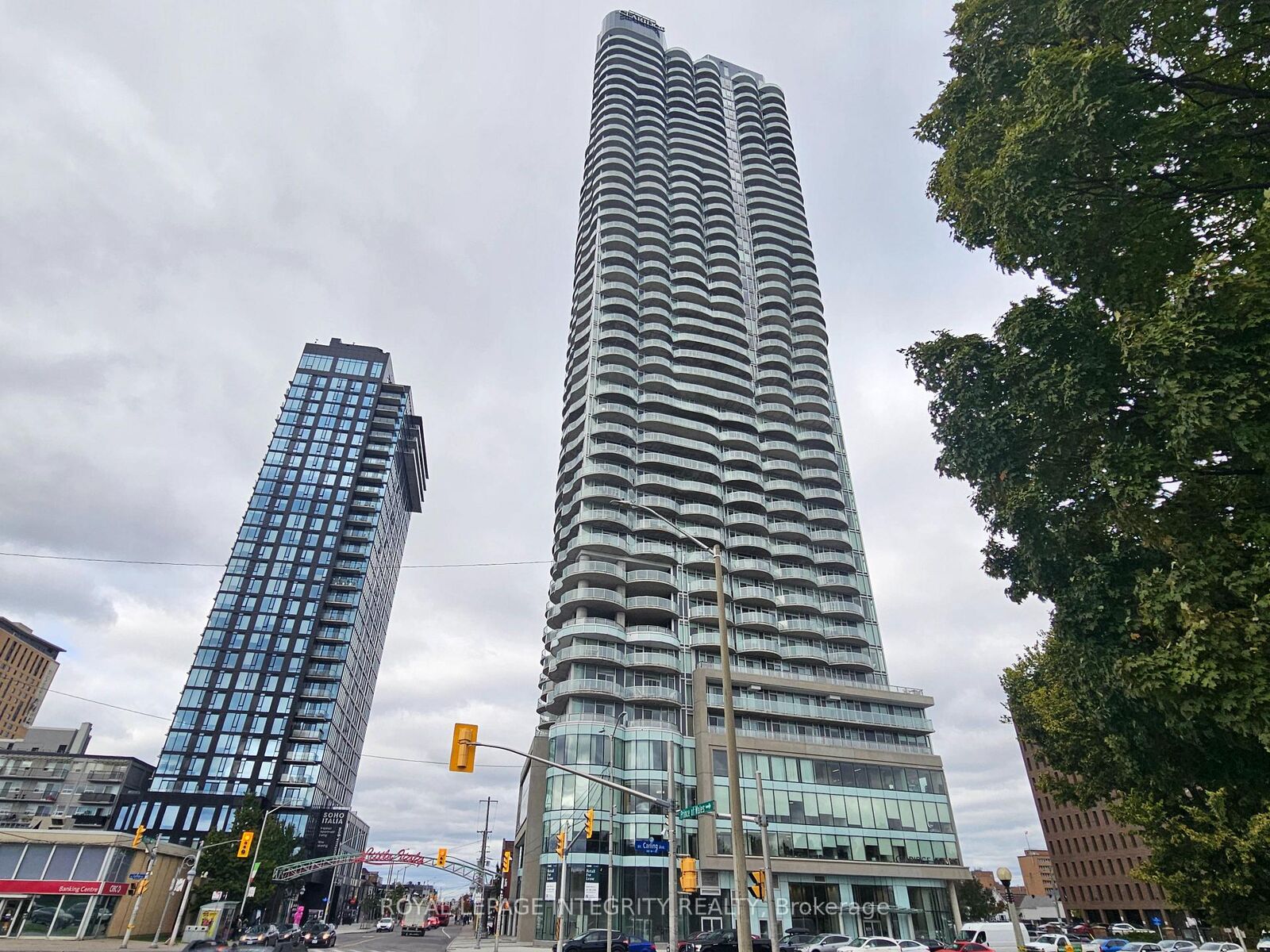 Property Photo:  805 Carling Avenue 3103  ON K1S 5W9 