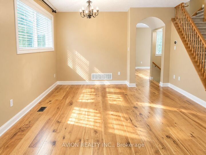Property Photo: 1392 Pinecliff Road ON L6M 3Z1