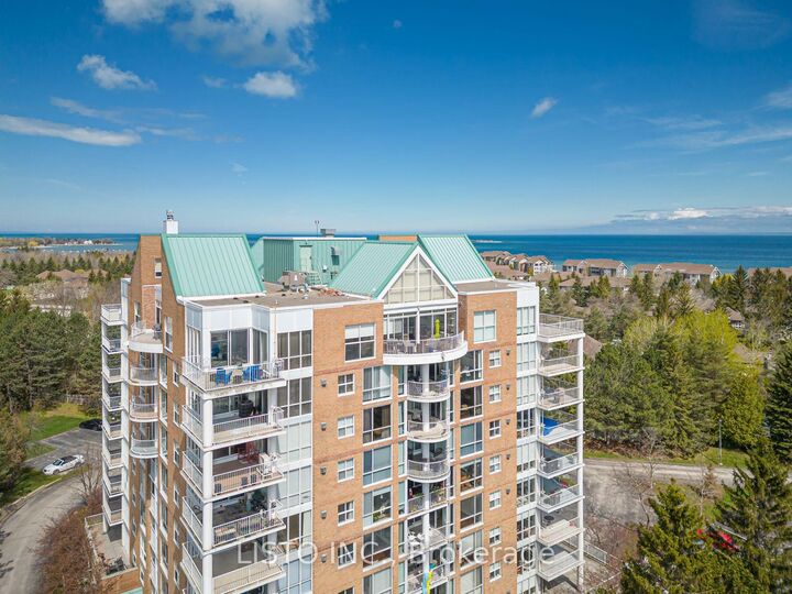 Property Photo:  24 Ramblings Way 905  ON L9Y 5C6 