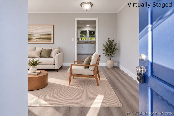 Property Photo:  906 N Birch Street  OK 74055 
