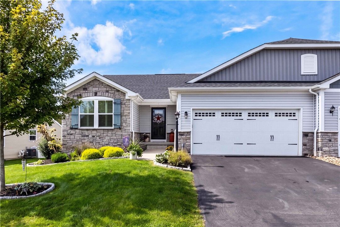 Property Photo: 305 Brandi Lynn Ln PA 16033