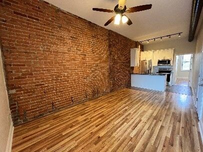 Property Photo:  4028 Liberty Ave #4  PA 15224 