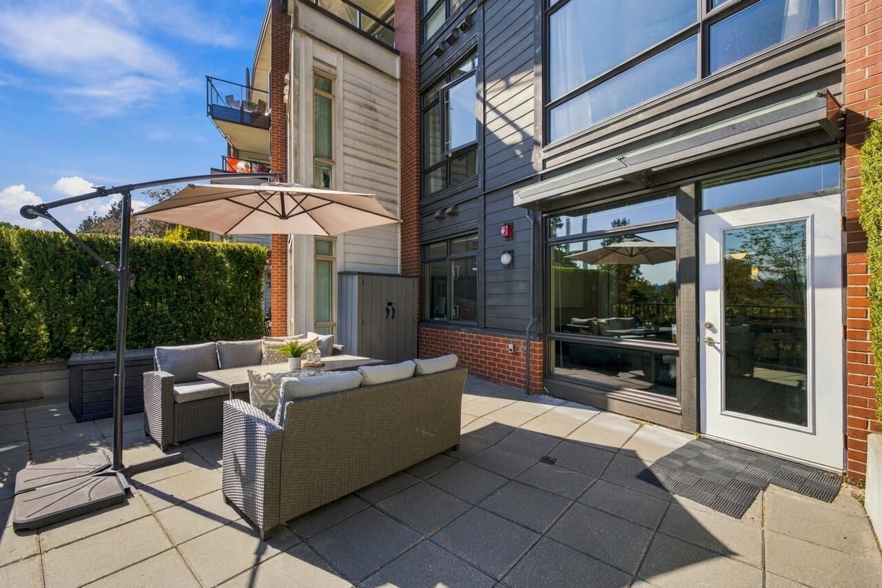 Property Photo: 22 E Royal Avenue 127 BC V3L 0H1