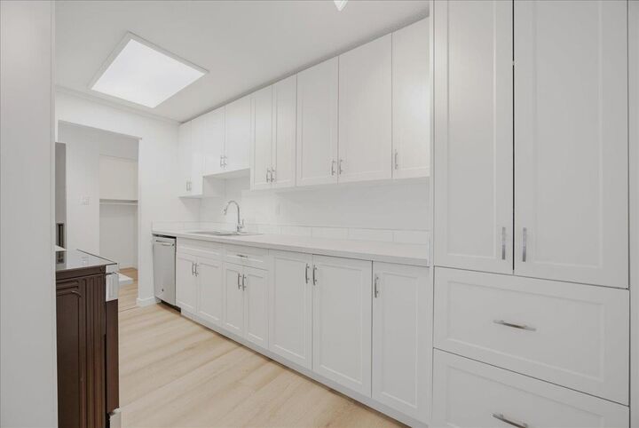 Property Photo:  15020 North Bluff Road 107  BC V4B 5A4 