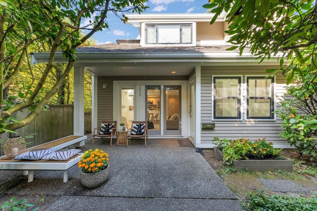 Property Photo:  1939 W 12th Avenue  BC V6J 2G1 