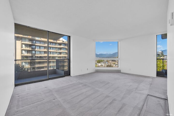Property Photo:  3760 Albert Street 806  BC V5C 5Y8 