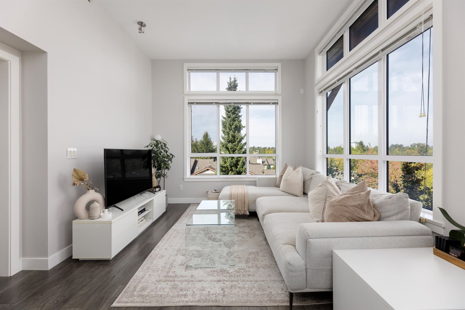 Property Photo: 10477 154 Street 407 BC V3R 0C6