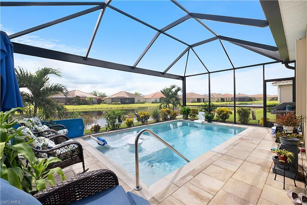 Property Photo: 2034 Tamarron Ln FL 34120