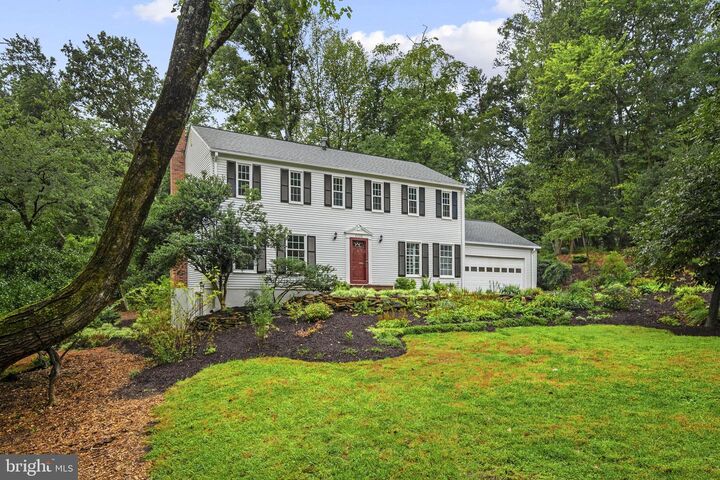 Property Photo:  11231 Hunting Horn Lane  VA 20191 