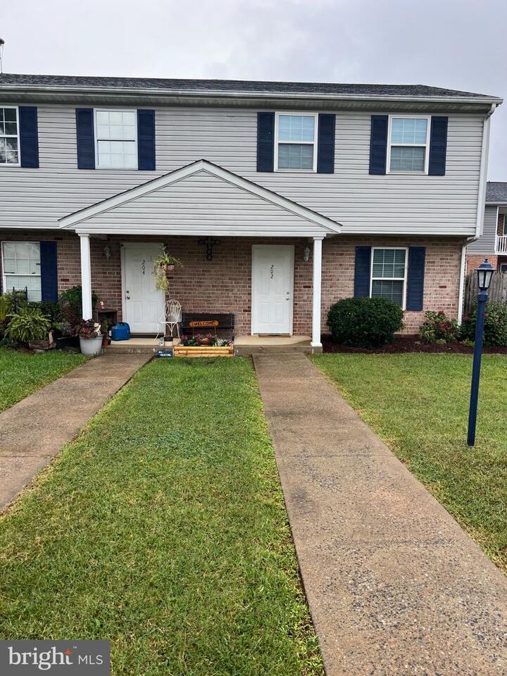 Property Photo:  202 S Marshall Street  WV 25438 